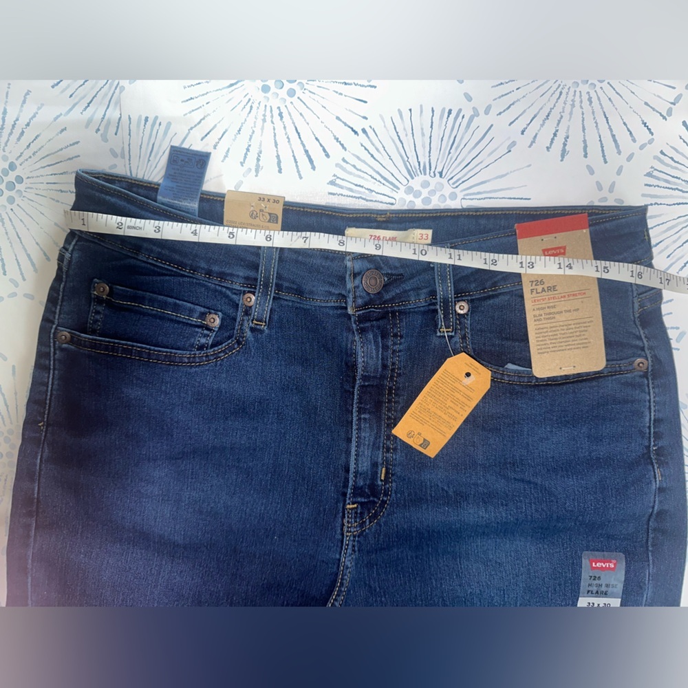 Levi's Women's 726 High Waist Flared Design Denim Pants - Picture 3 of 9